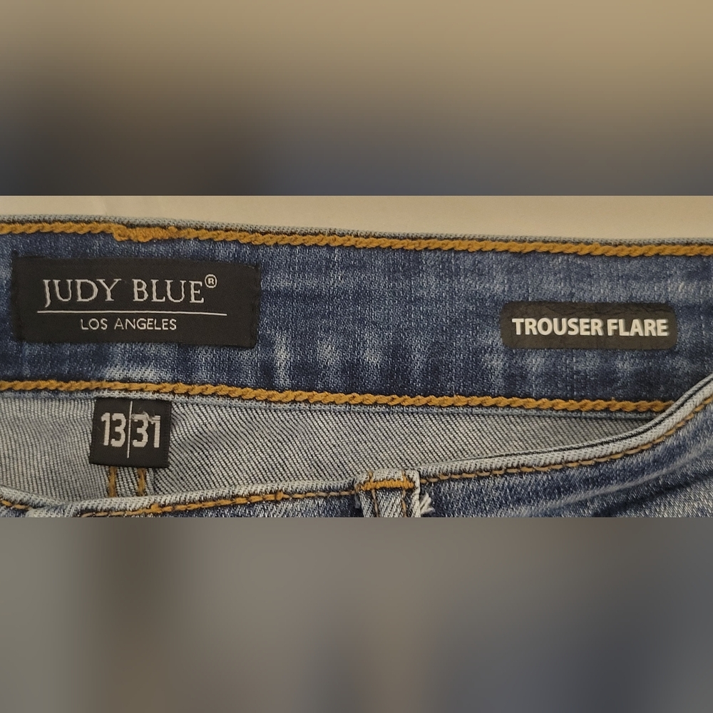 Judy Blue Women's High Rise Trouser Flare Jeans - Picture 3 of 7